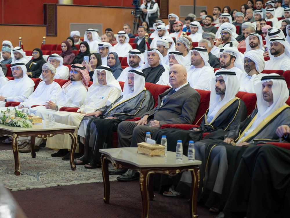 سلطان القاسمي يشهد افتتاح الدورة الـ 35 من أيام الشارقة المسرحية