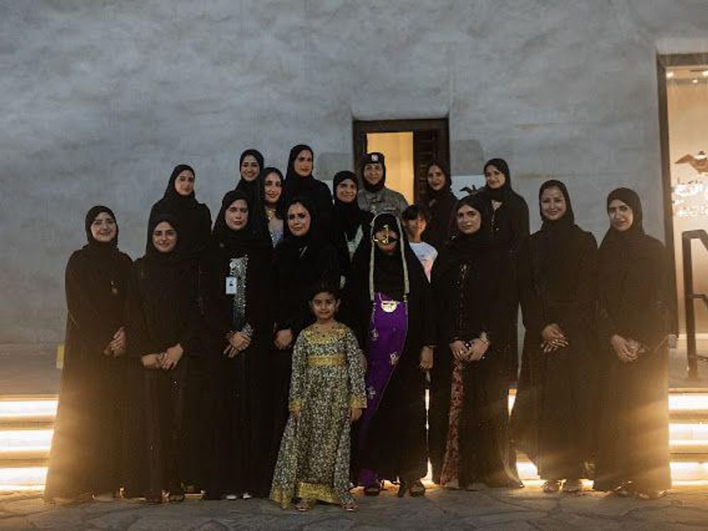 شرطة أبوظبي تشارك في احتفالية بيوم المرأة الإماراتية