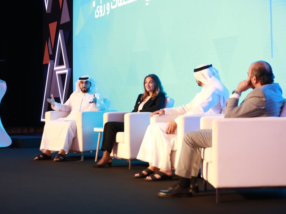 ملتقى الفجيرة الاعلامي يناقش صناعة الإعلام في الإمارات ودور التواصل الاجتماعي كسفراء بلا سفارات 