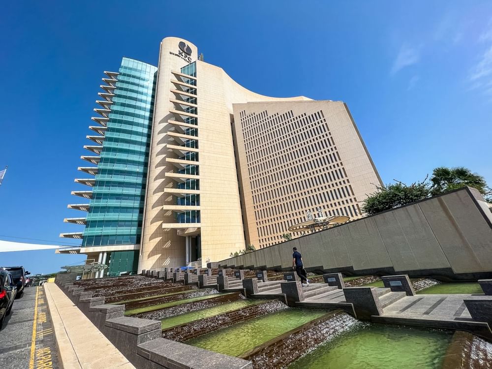 Kuwait: Fire at Shuwaikh oil sector complex due to drone attack, no injuries