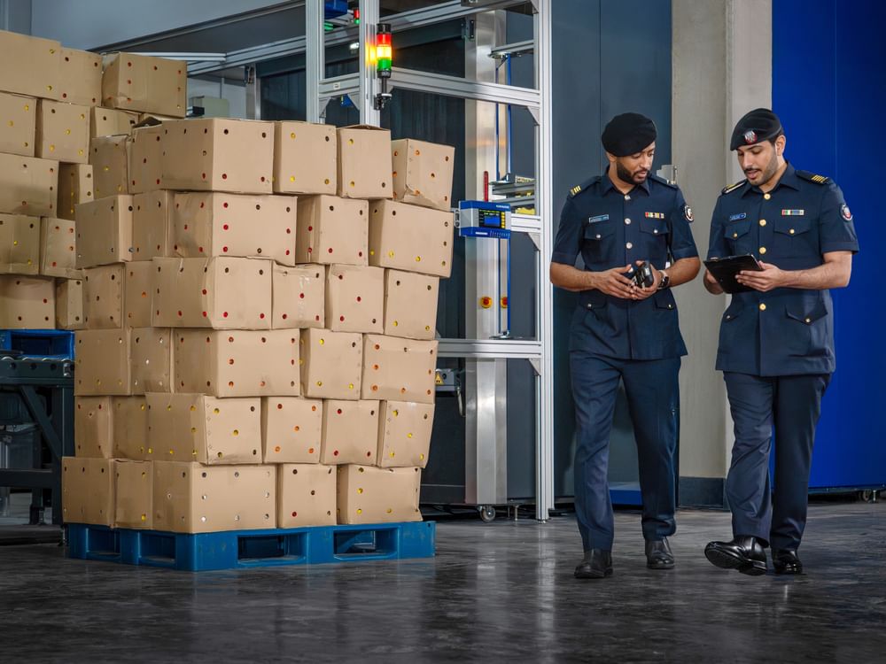 جمارك أبوظبي تحقق نمواً ملحوظاً في المعاملات الرقمية  