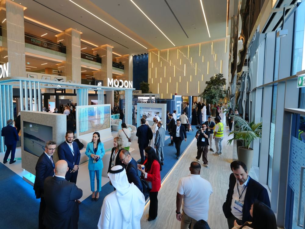 "البلديات والنقل" توقع اتفاقية تعاون متعددة الأطراف