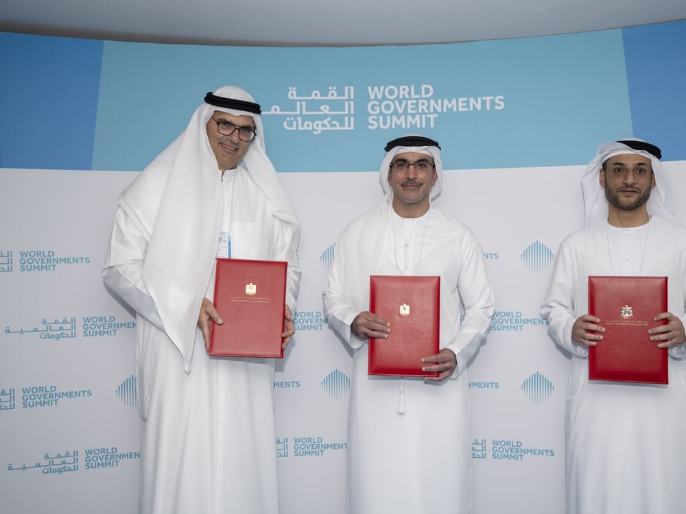 Ministry of Energy & Infrastructure, Khazna, Agility announce pilot to implement Phaidra AI