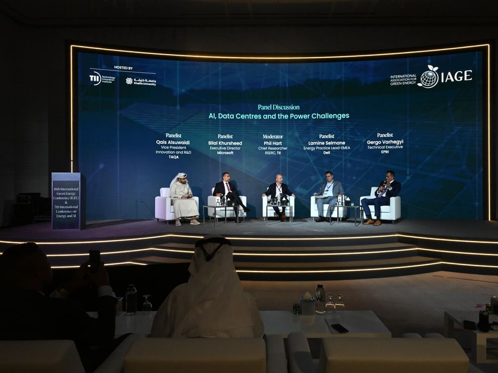 أبوظبي تستضيف مؤتمري الطاقة الخضراء والذكاء الاصطناعي للطاقة 2026