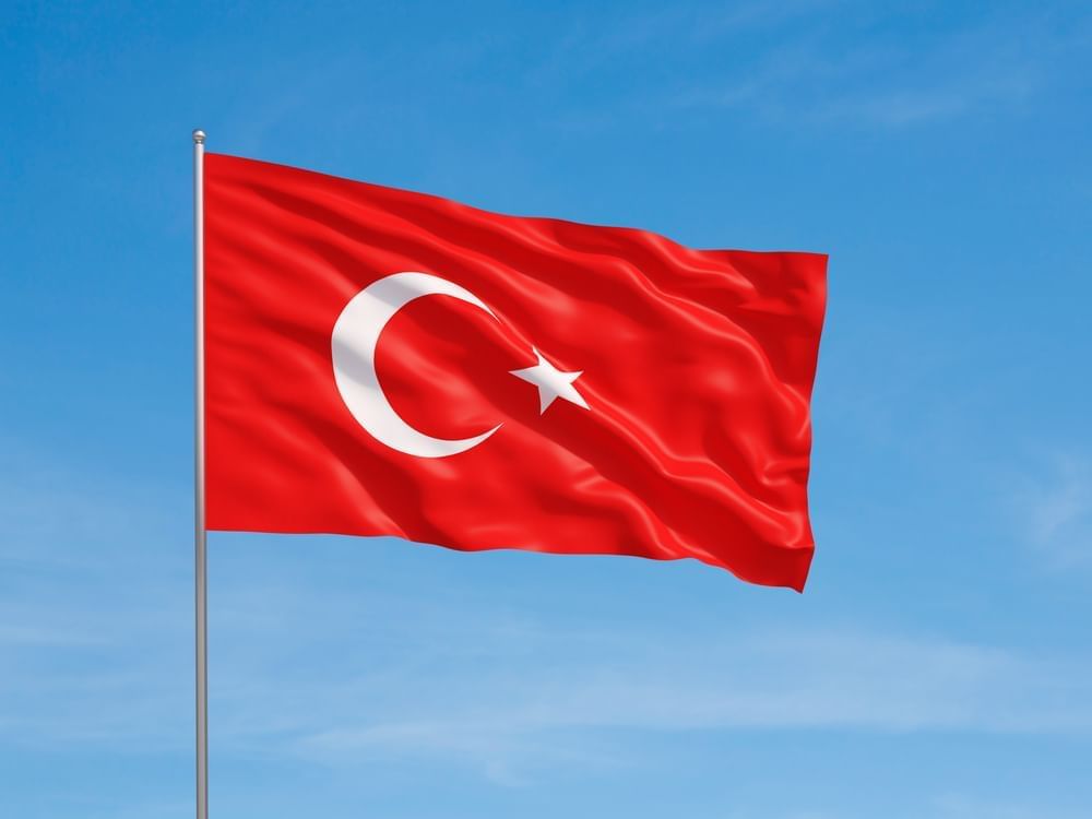 8 killed, 20 injured in bus collision in Türkiye