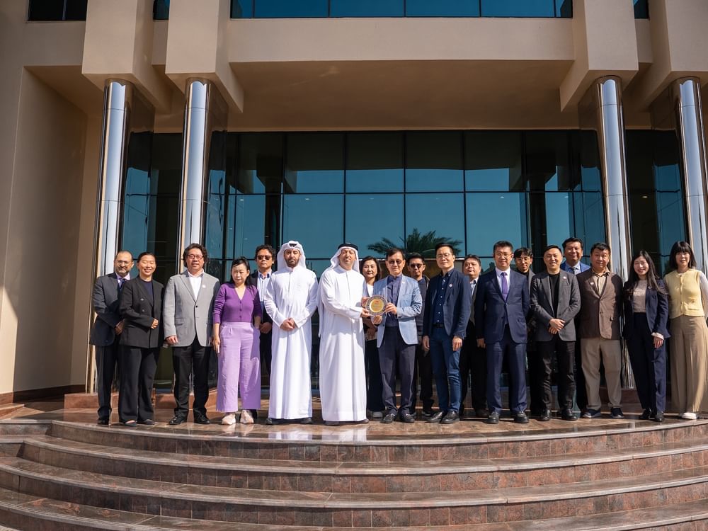 "حرة مطار الشارقة الدولي" تبحث فرص التعاون مع قادة أعمال هونغ كونغ