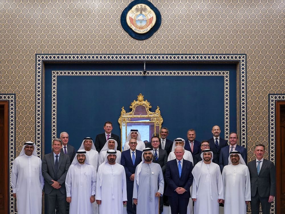 Mohammed bin Rached rencontre des hauts responsables de la compagnie Emirates Airline and Group