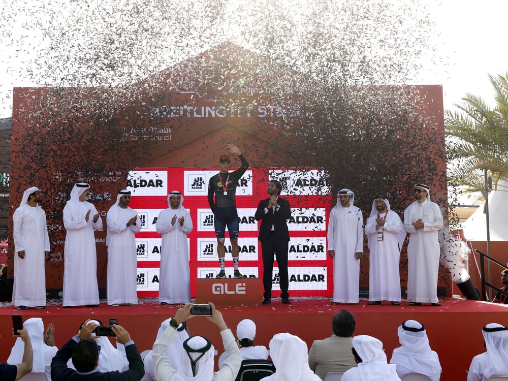 البلجيكي ريمكو إيفينيبول بطلا للمرحلة الثانية من طواف الإمارات 2026