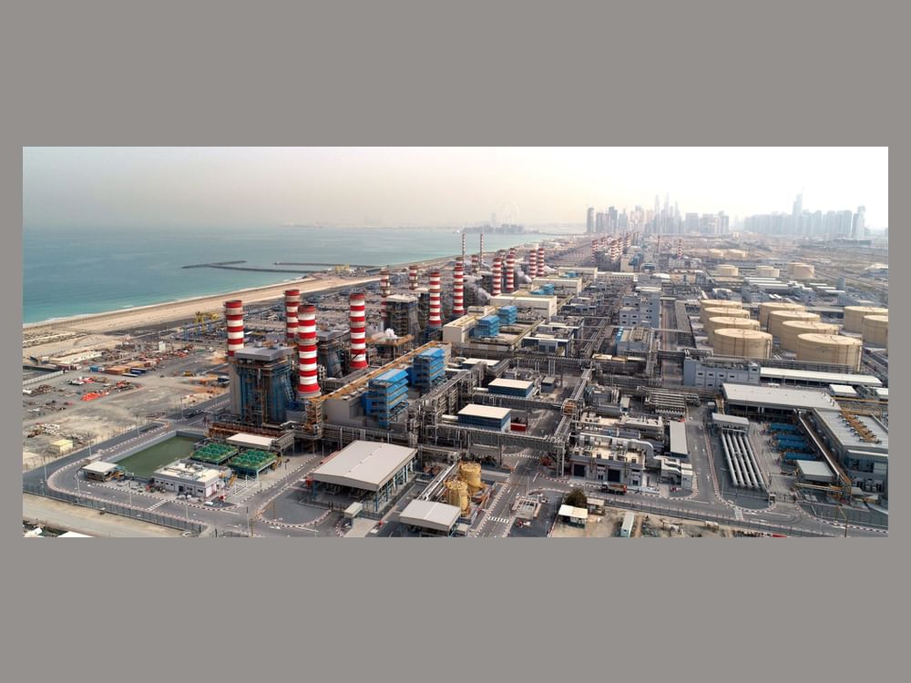 Autoridade de Eletricidade e Água de Dubai reduz emissões de carbono com aumento da eficiência na produção de eletricidade e água