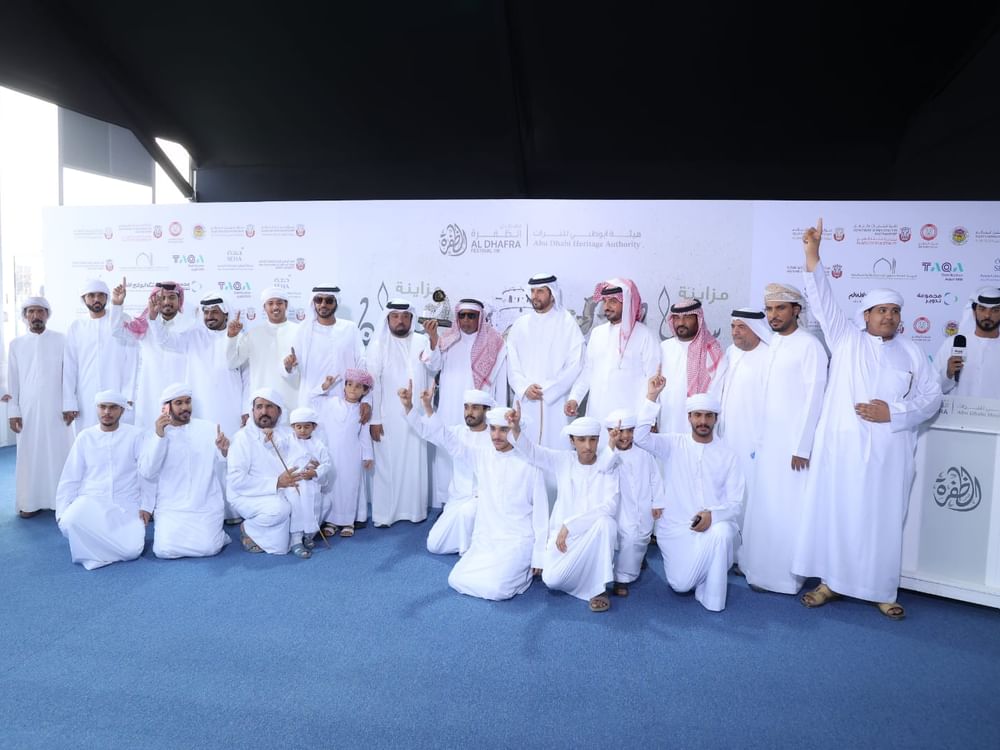 تواصل منافسات مزاينة سويحان بمهرجان الظفرة وتتويج الفائزين