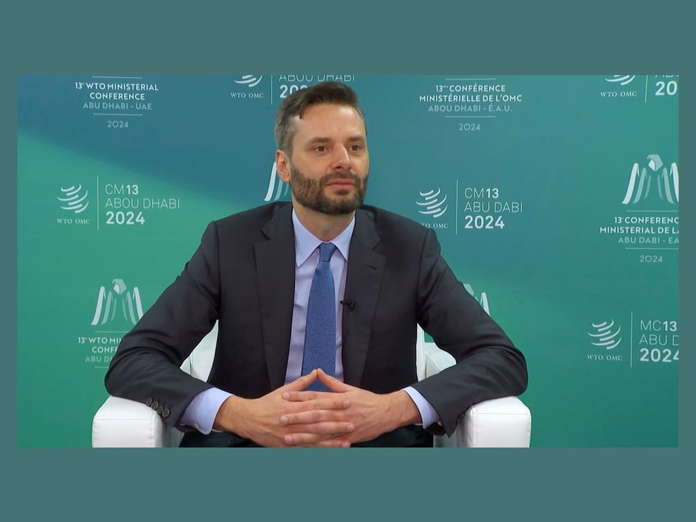 Economista-chefe da Organização Mundial do Comércio elogia compromisso dos Emirados com a liberalização do comércio
