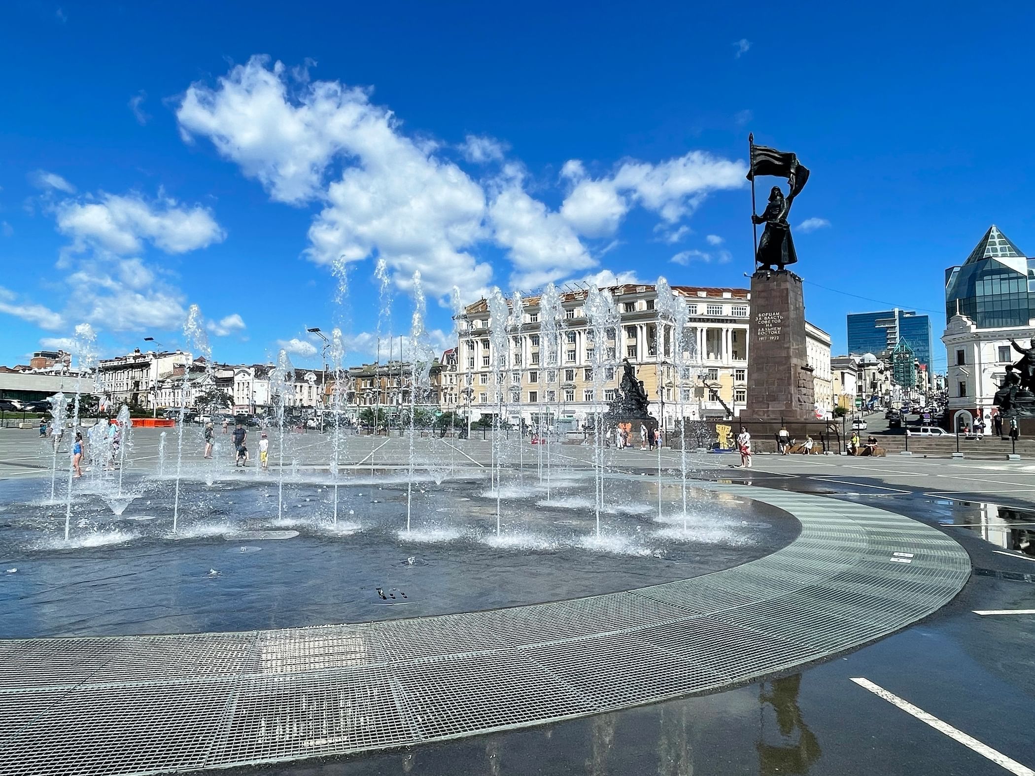 Eastern Economic Forum kicks off in Russia's Vladivostok