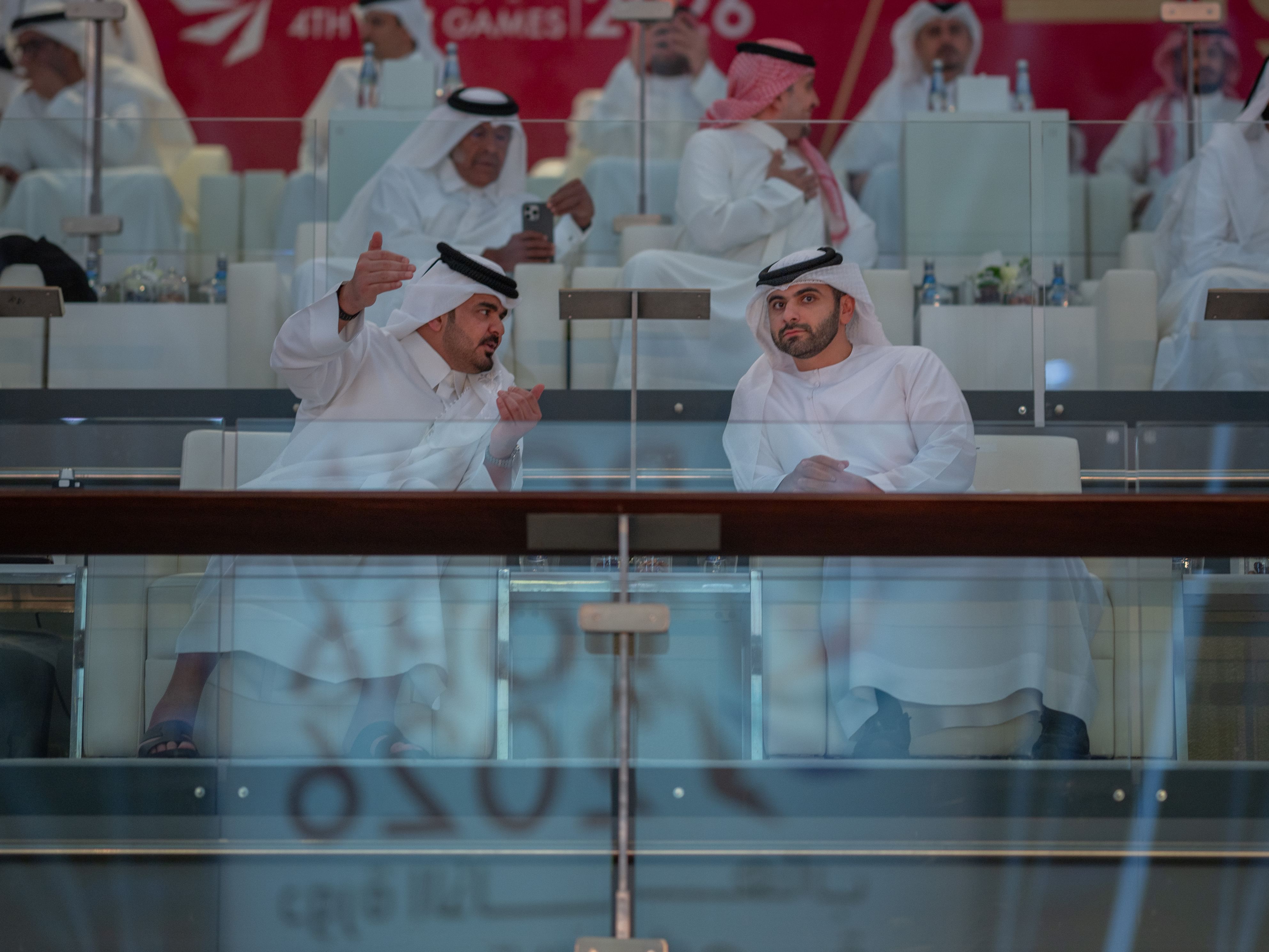 Le Président du Comité Olympique des EAU assiste à l’ouverture des 4èmes Jeux du CCG à Qatar