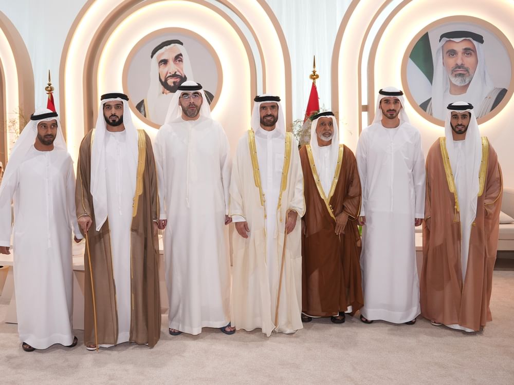 نائب حاكم أم القيوين يحضر حفل زفاف عبدالعزيز بن فيصل القاسمي