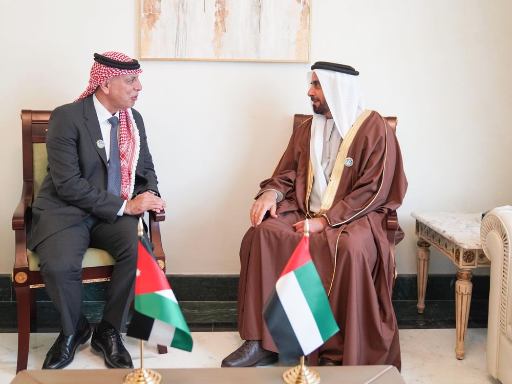 سيف بن زايد يلتقي في تونس عدداً من وزراء الداخلية العرب
