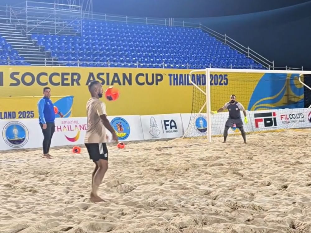 منتخب الكرة الشاطئية يبدأ مشواره في كأس آسيا بمواجهة أفغانستان غداً