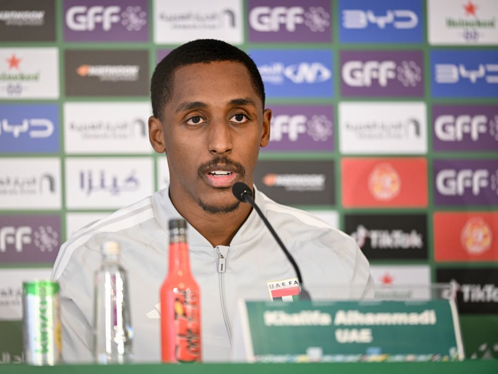 الحمادي: ندخل مباراة عُمان  بتركيز وانضباط