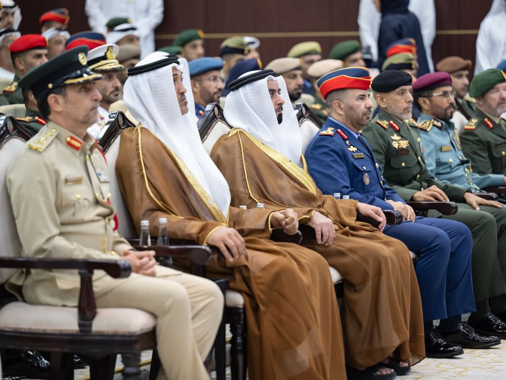 Saif bin Zayed attends graduation of 12th National Defense Course
