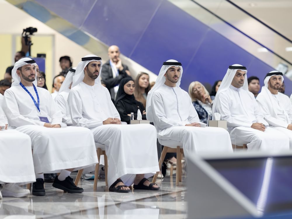 بجوائز تتجاوز 2.5 مليون درهم.. حمدان بن محمد يطلق "تحدي الذكاء الاصطناعي المساعد" لاستقطاب الأفكار الملهمة