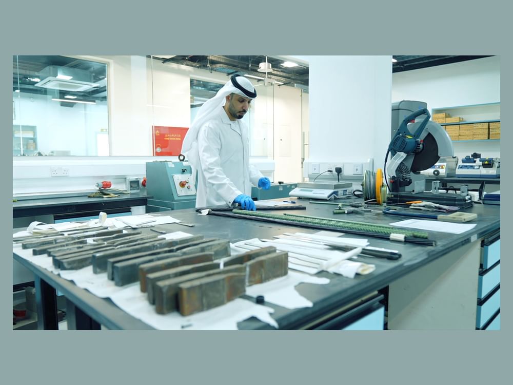 "أبوظبي للجودة" يطلق خدمات متقدمة لتعزيز جودة مواد البناء