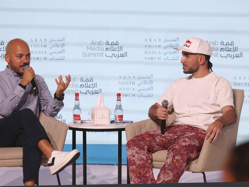 "قمة الإعلام العربي" تتناول تأثير المحتوى الرياضي على الشباب 