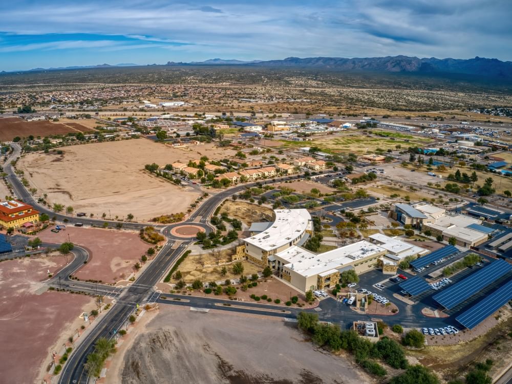 Two killed in plane crash at Arizona airport