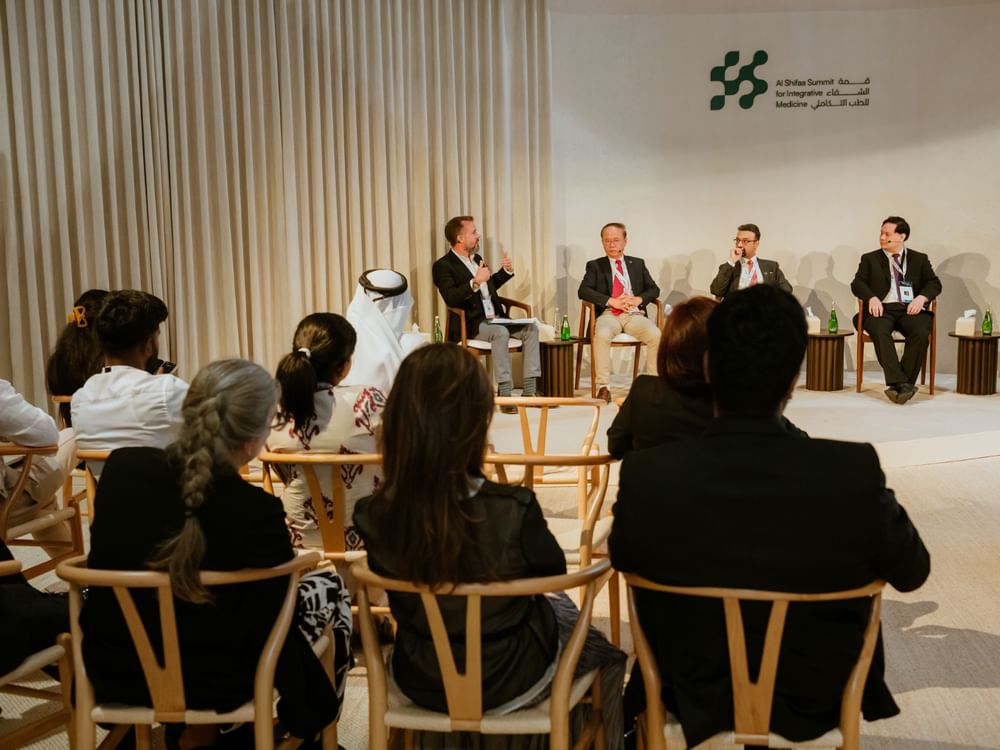 "قمة الشفاء" تناقش مستقبل الطب التكاملي بين الإرث والعلم الحديث خلال "مستقبل الصحة في أبوظبي"