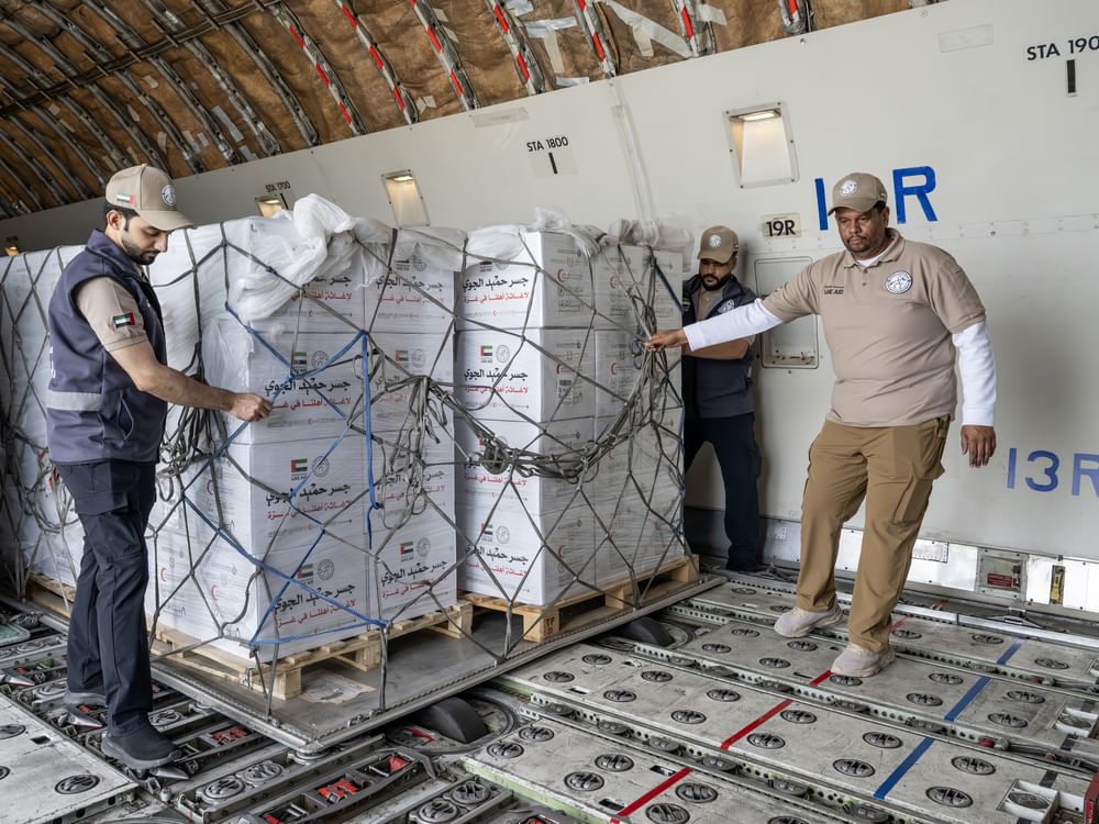 Emirados Árabes Unidos enviam mais 100 toneladas de alimentos a Gaza