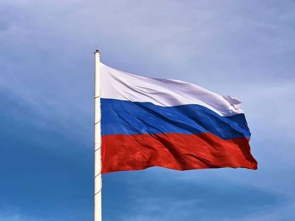 At least 3 dead in explosion at Moscow restaurant