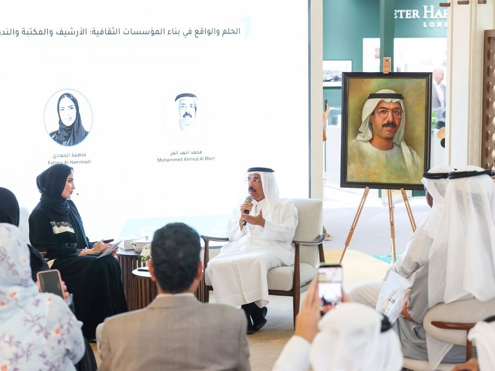 "أبوظبي للكتاب" يستعرض مسيرة محمد المرّ الثقافية في أولى جلسات "أعلام الإمارات"
