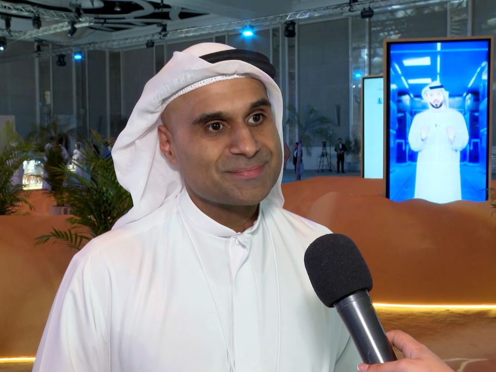ملتقى مفكرو الإمارات.. التعليم يجسد رؤى المجتمع و تطلعات المستقبل