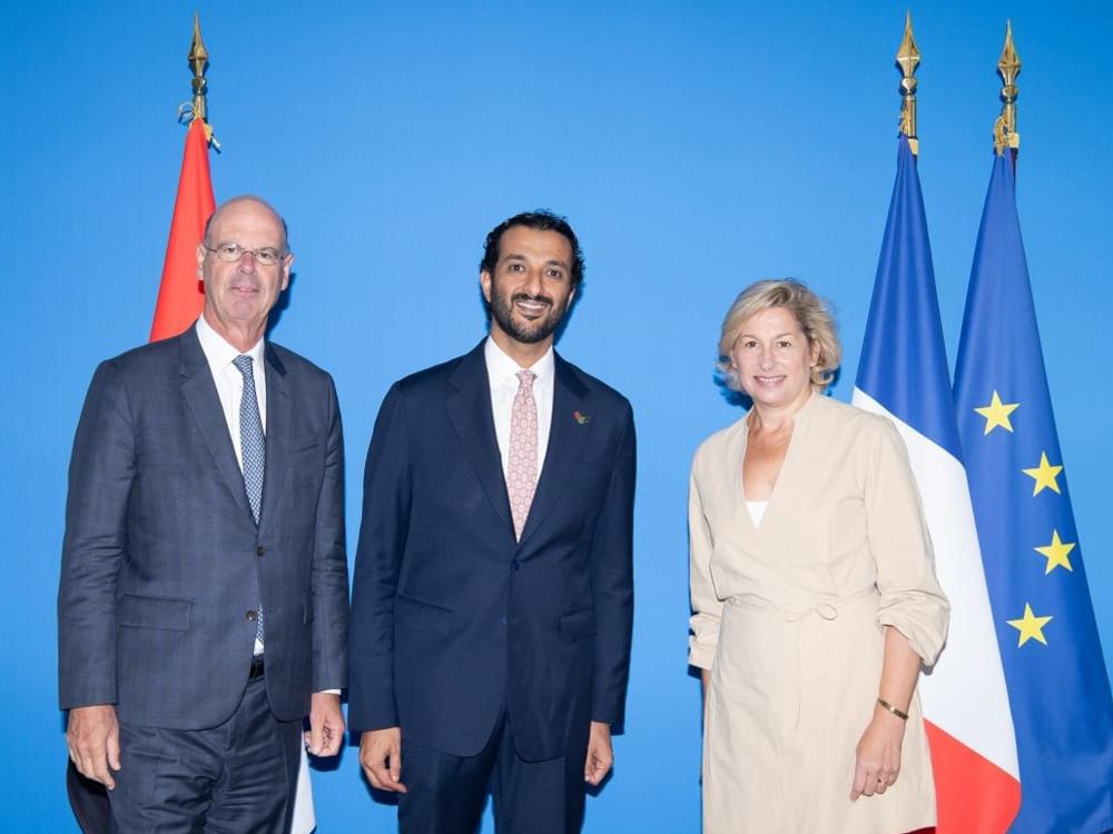 Emiratos Árabes Unidos y Francia abordan el desarrollo de su asociación económica y la cooperación turística