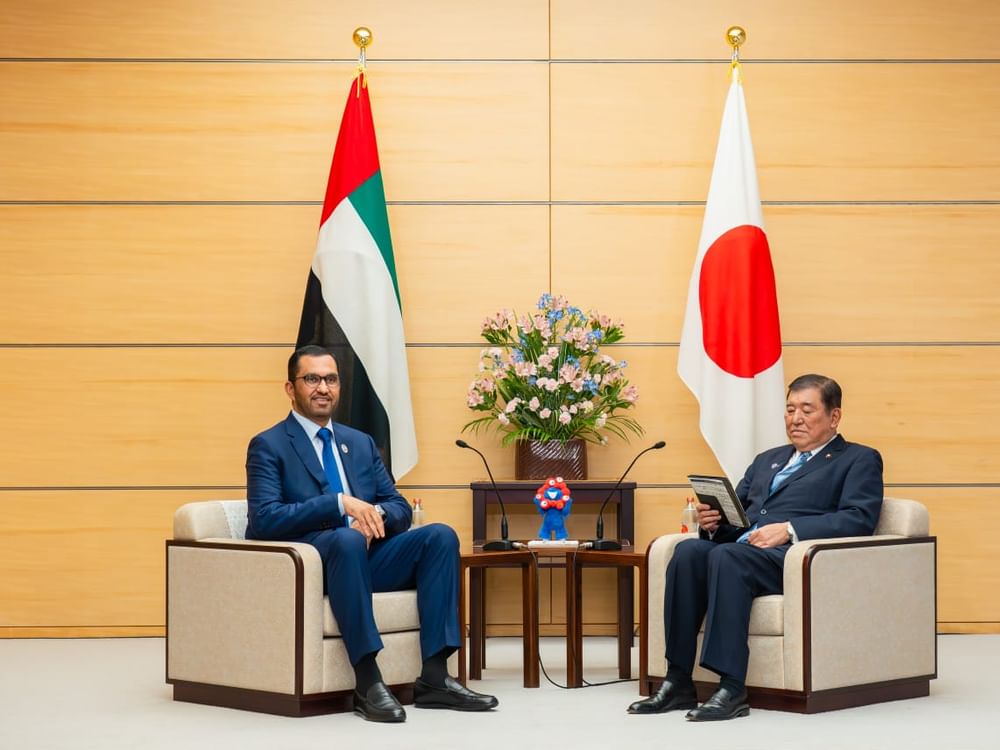 Presidente envia carta ao premiê do Japão entregue por enviado especial dos Emirados