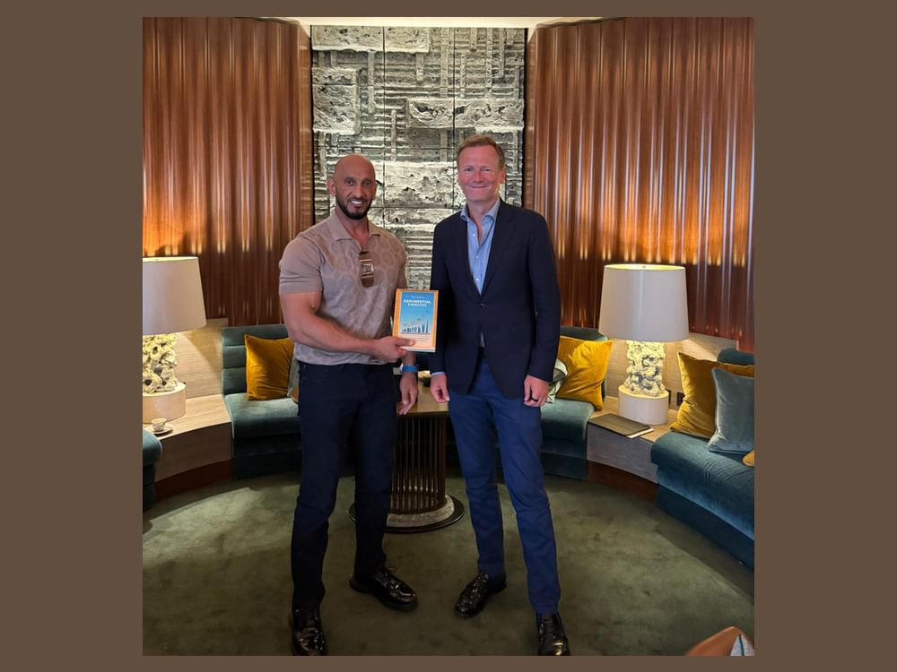 Abdulla Al Hamed discute cooperação em mídia e tecnologia em Londres