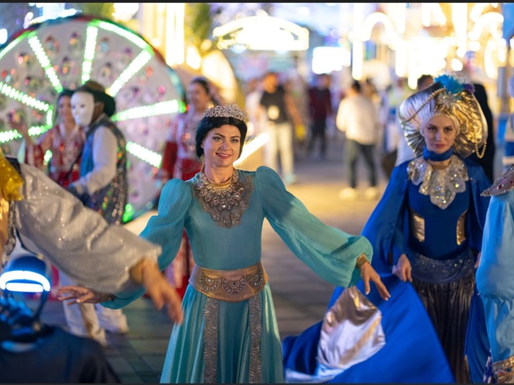 UAE Fountain, international folk performances captivate visitors to Sheikh Zayed Festival