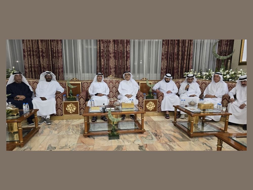 باحثون وأكاديميون يناقشون "الهوية الإماراتية والسنع" في رأس الخيمة