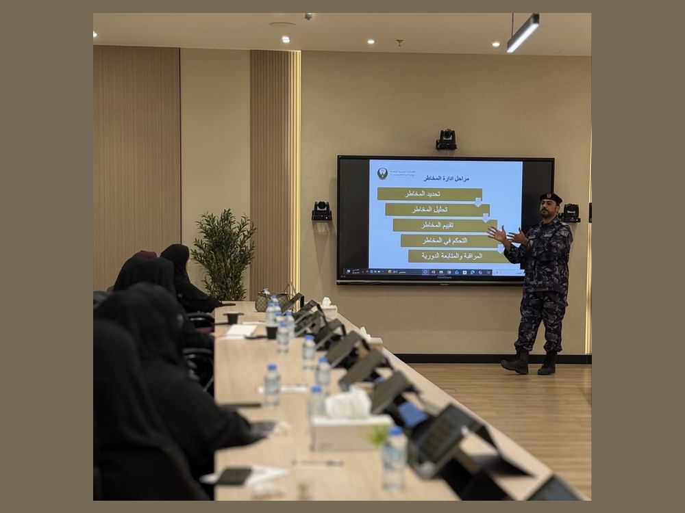 "مالية الفجيرة" تنظم ورشة حول إجراءات الأمن والسلامة المهنية