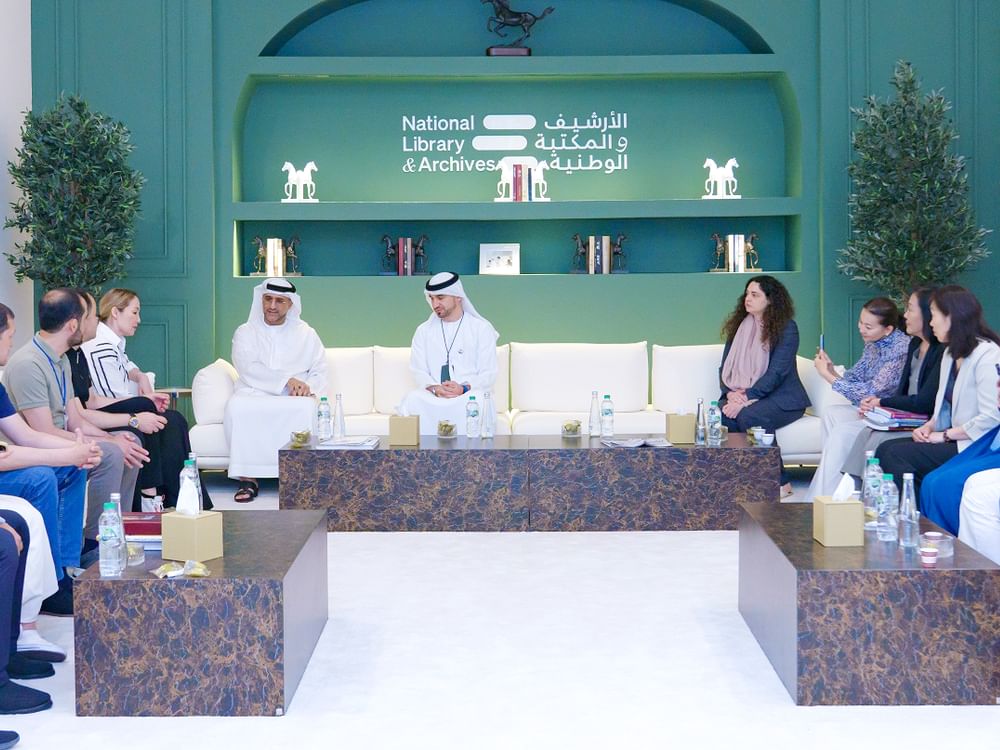 الأرشيف والمكتبة الوطنية يبحث مع وفد من سبع دول تعزيز التعاون