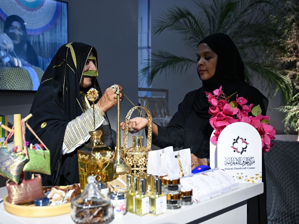 أول جناح تراثي في " اصنع في الامارات " يشكل منصة رائدة تحتفي بالموروث الأصيل