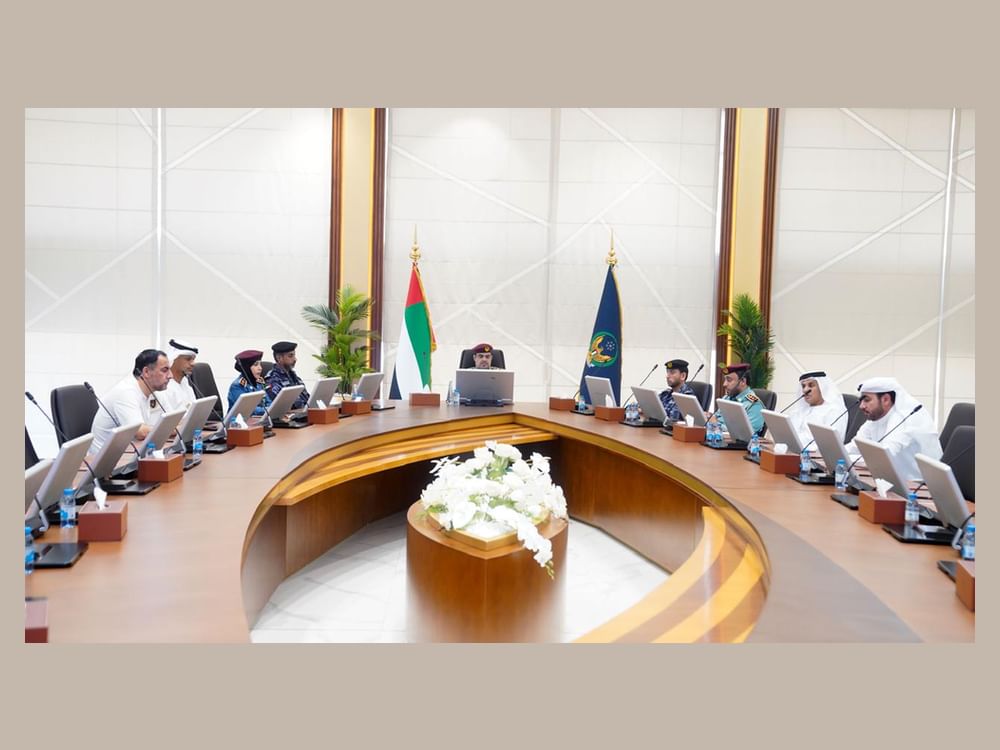 مجلس إدارة نادي الشرطة للرياضة والرماية بعجمان يتابع سير المشاريع وخطط التطوير