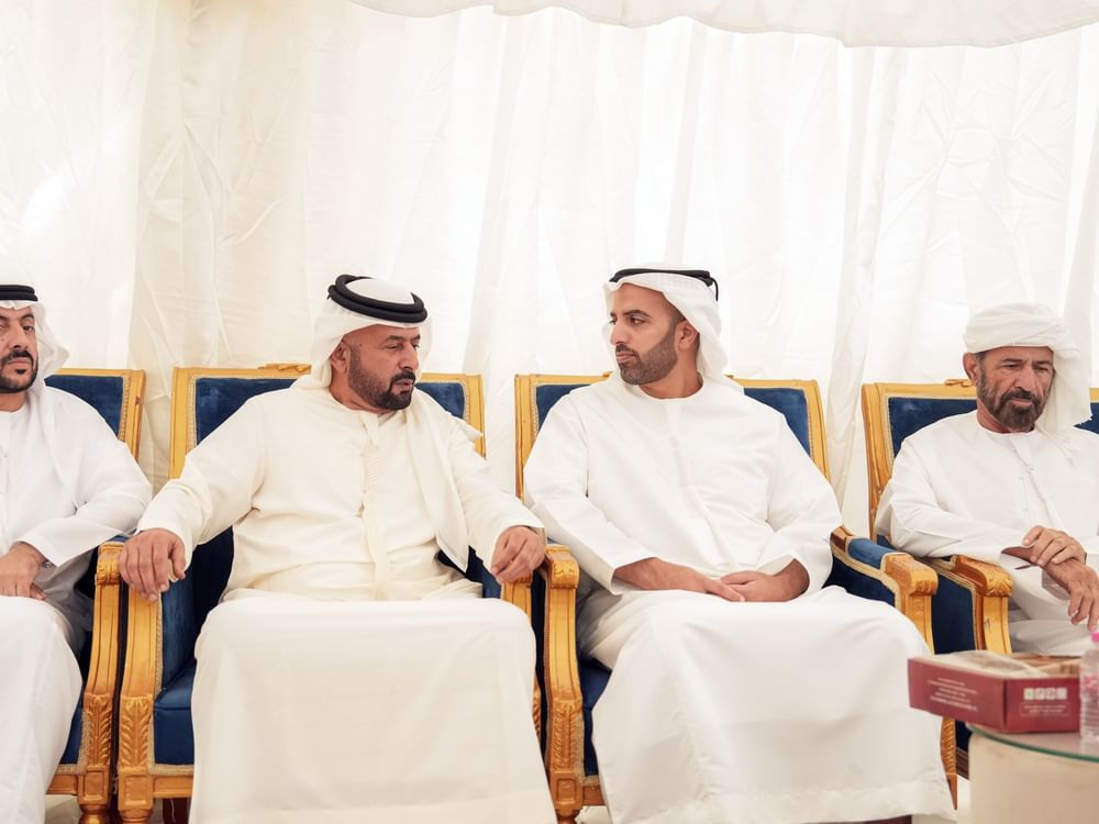 ولي عهد رأس الخيمة يقدم واجب العزاء في وفاة سيف سلطان عبدالله بالشر الخاطري