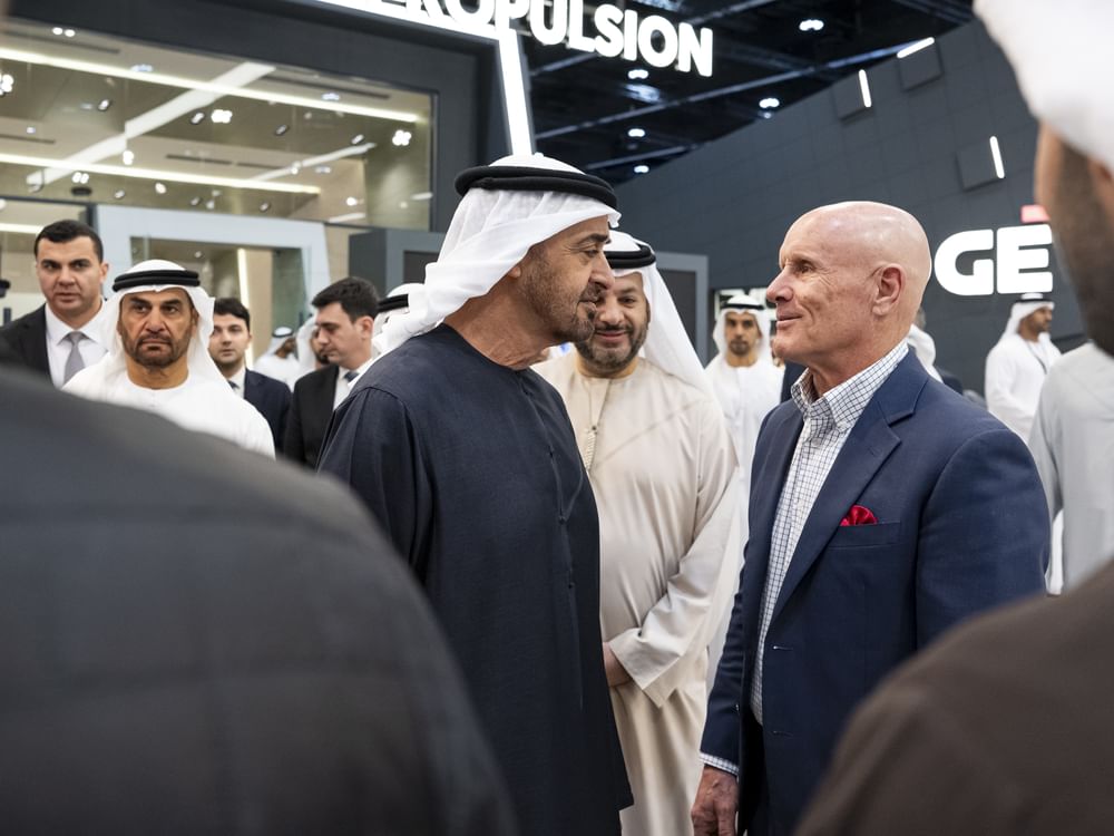 Presidente dos Emirados visita feiras UMEX e SimTEX 2026 em Abu Dhabi