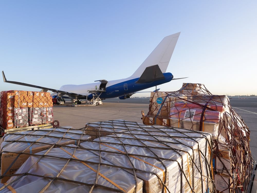 Dubai Humanitarian facilitates second airlift to support Ebola outbreak response in collaboration with European Union