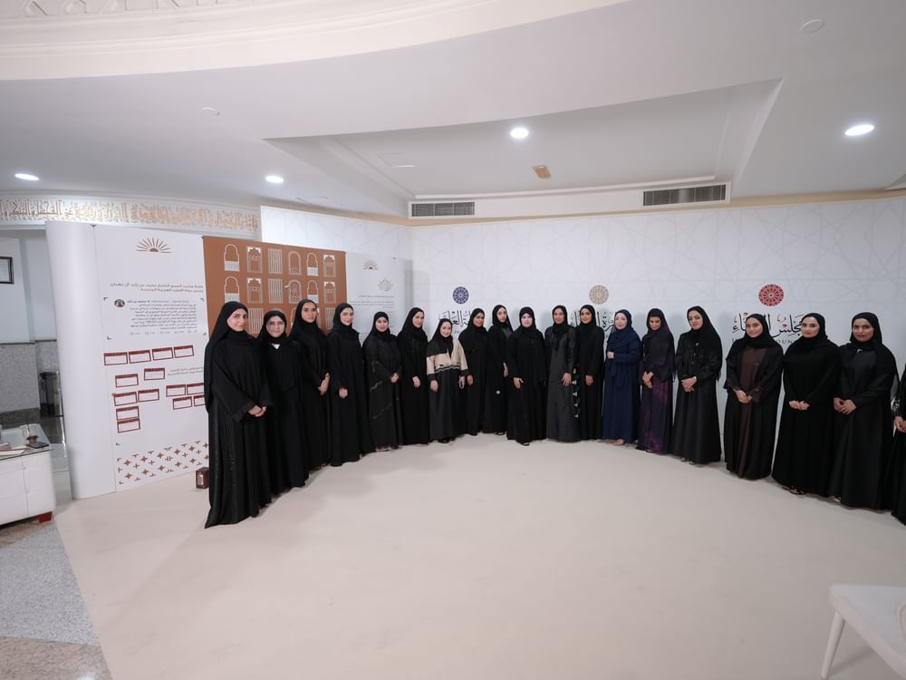 دائرة القضاء بالشارقة تحتفي بيوم المرأة الإماراتية 