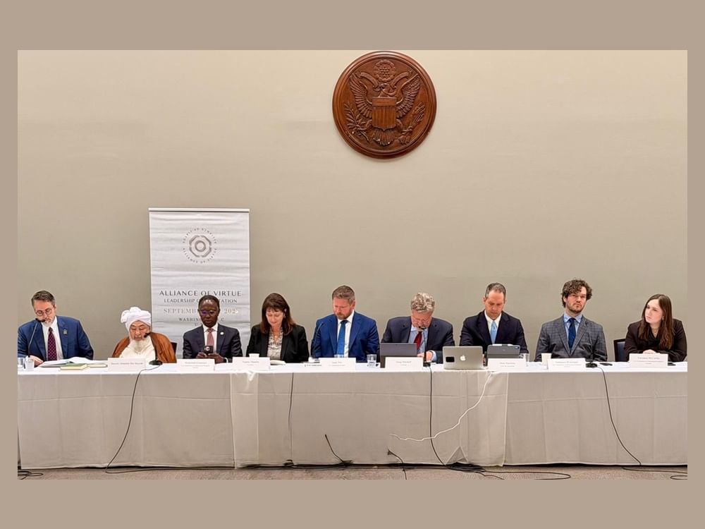 في ندوة بمجلس الشيوخ الأمريكي .. عبدالله بن بيه يؤكد أن مكانة الدول الكبرى تقاس بمسؤوليتها في تعزيز السلام