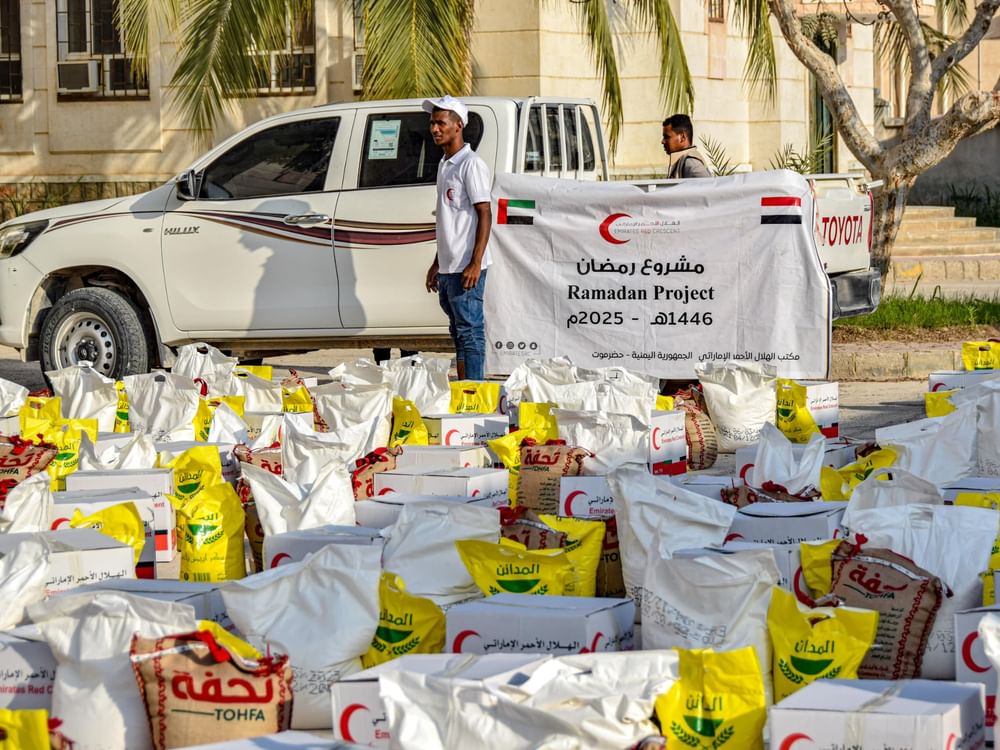ERC distributes food baskets in Hadhramaut Governorate
