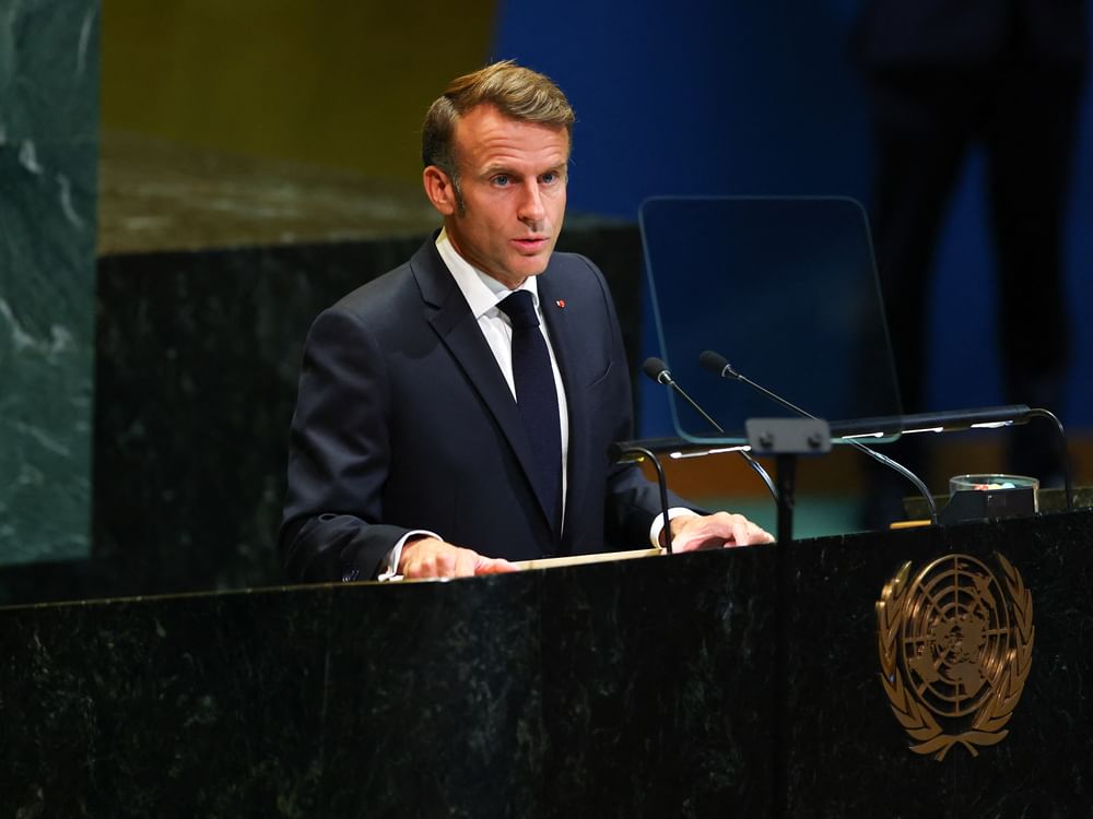 France formally recognises Palestinian state