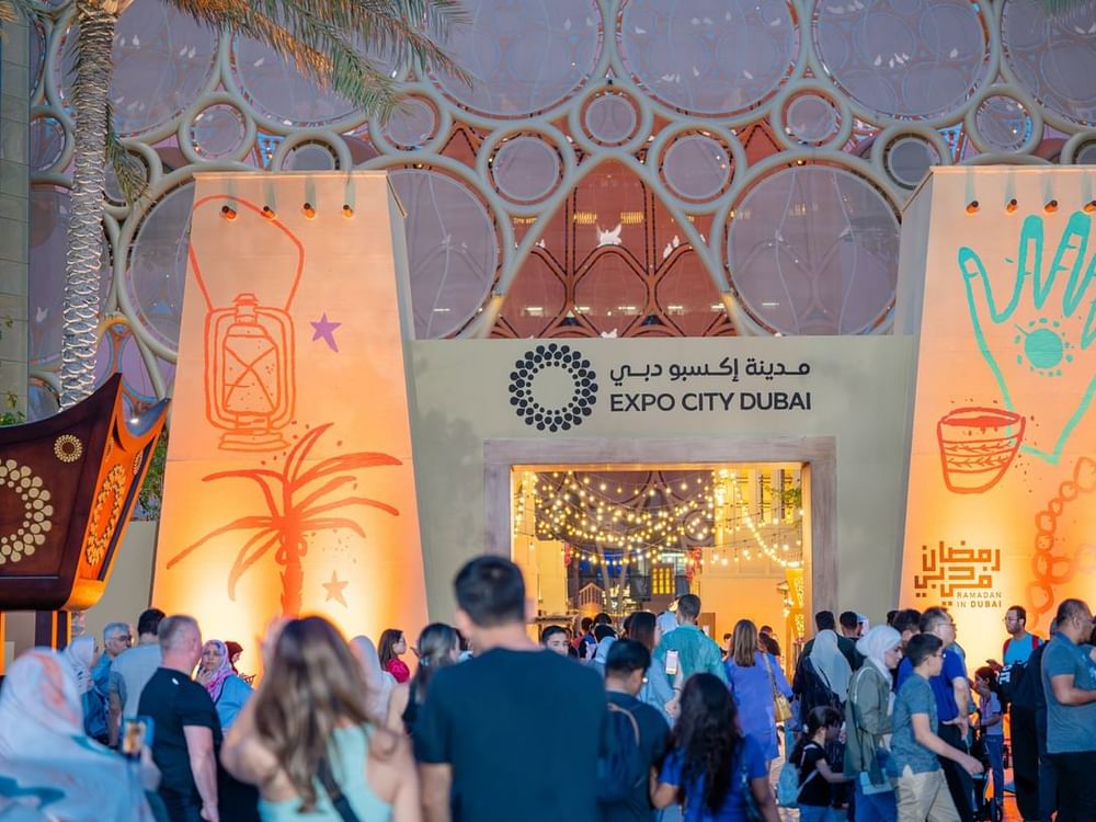 “حي رمضان” في إكسبو دبي يستقطب 20 ألف زائر منذ بداية الشهر الفضيل