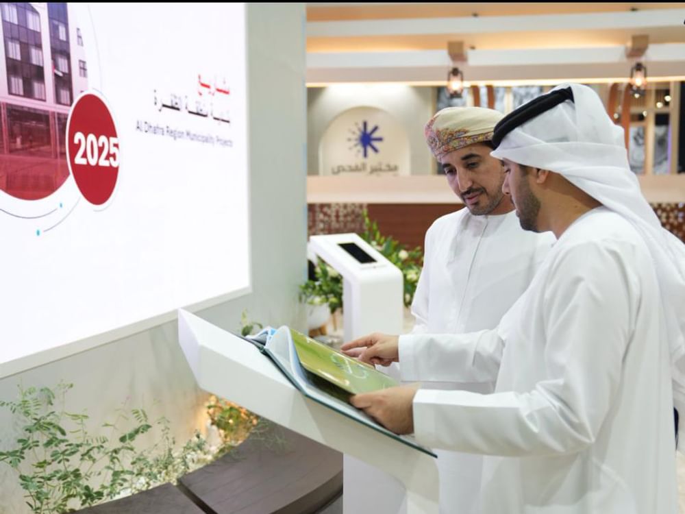 في "ليوا للرطب" .. مبادرات بلدية الظفرة تعزز الانتماء وتدعم الاستدامة