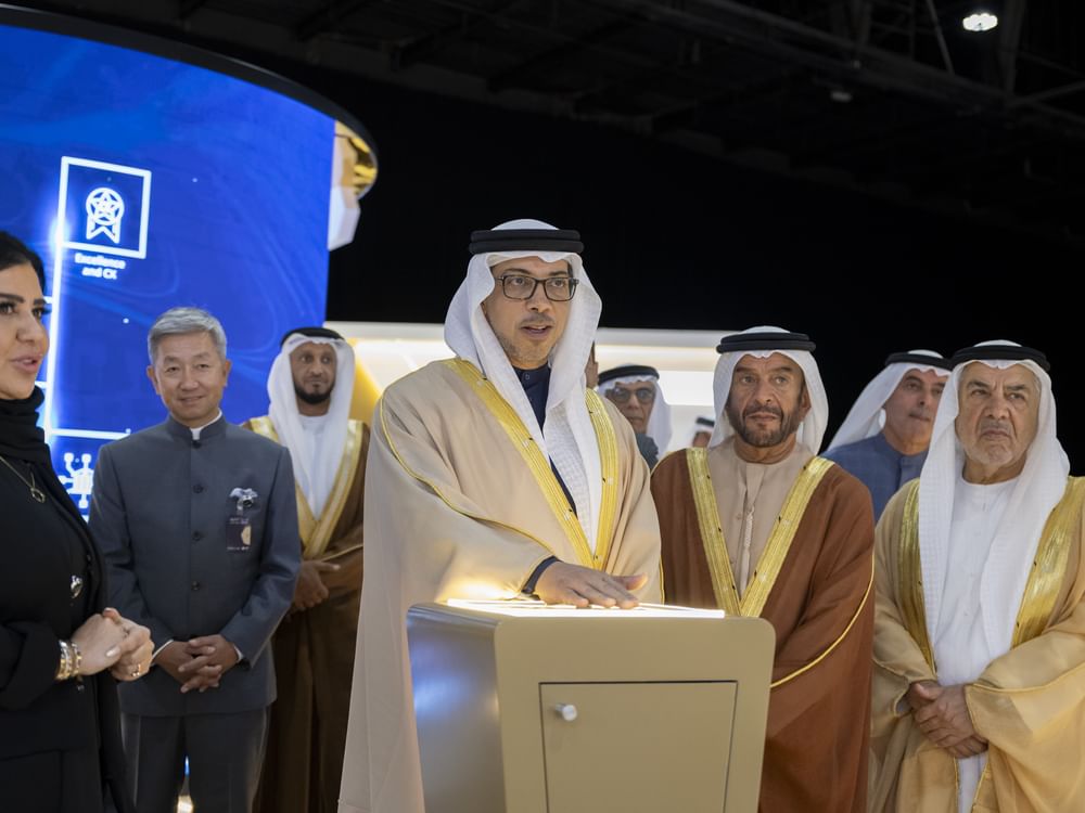 منصور بن زايد يشهد الاحتفال بمناسبة "اليوبيل الذهبي" لتأسيس المصرف المركزي